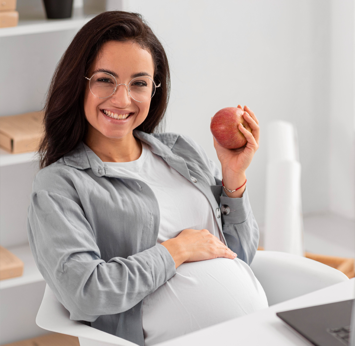 Zij Zorgen Vrouwencentrum Heerlen | GGZ psychologie Bekkenfysio Voedingspraktijk